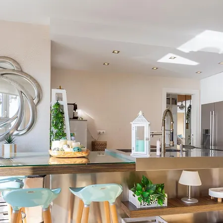 Daire Ocean Views, Paseo Maritimo *